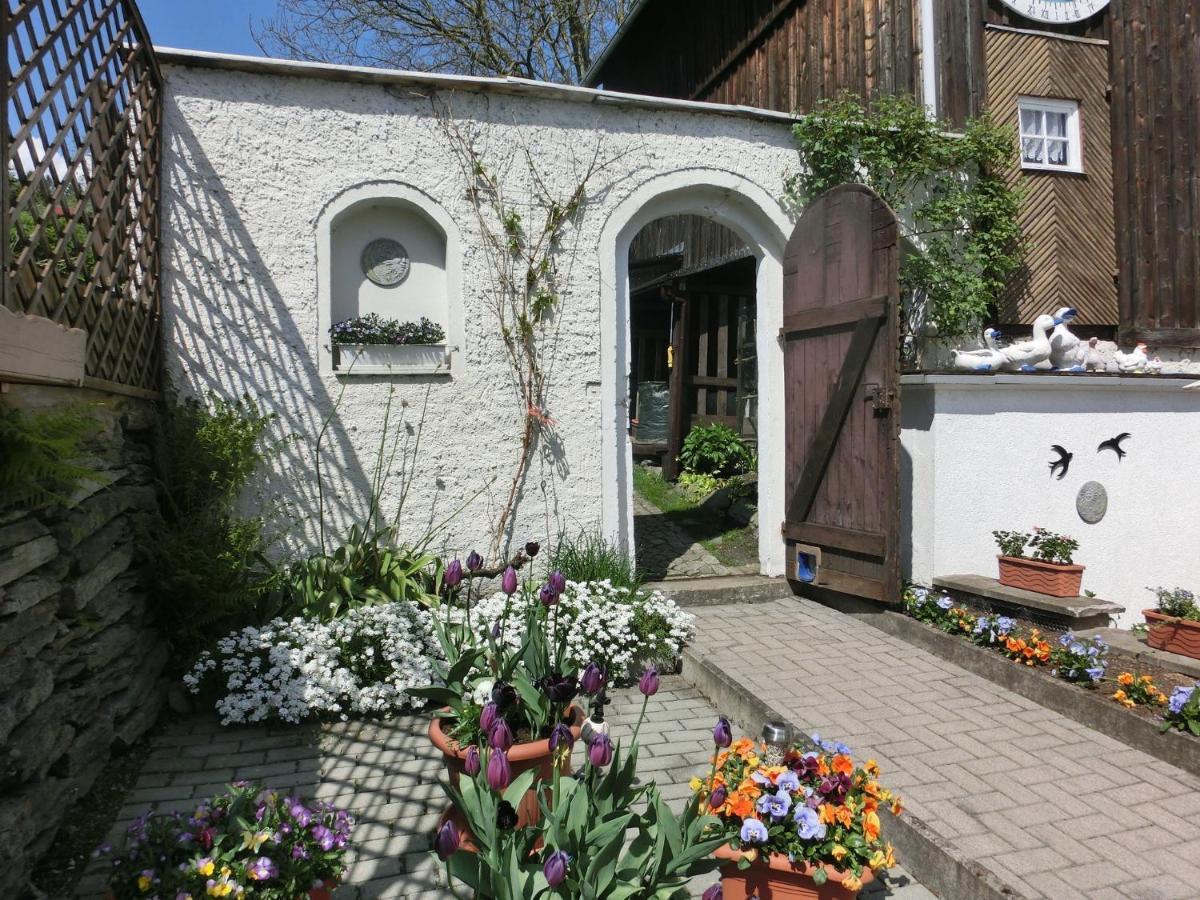 Apartment In Thuringian Forest With Garden Schwarzatal Exterior photo